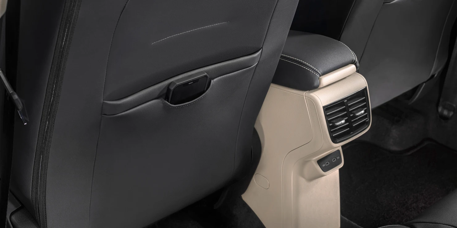 Clever features and unmatched comfort ensure a seamless driving experience